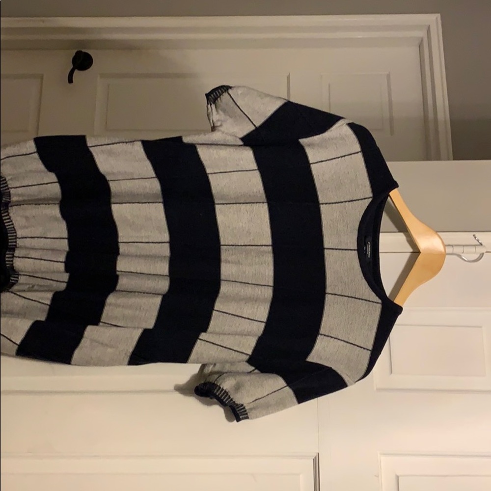 Men’s Burberry short sleeve sweater